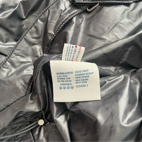 Moncler Gray Puffer Jacket with Coyote Fur Hood